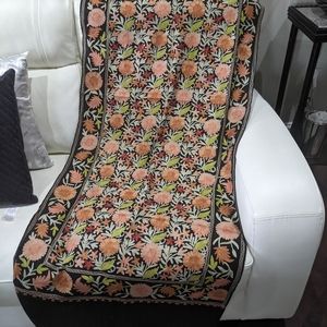 Exotic Beautiful kashmiri embroidered woolen shawl